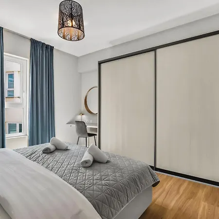 Lejlighed Romantic Designer With Balcony - Old Town *